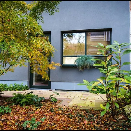 Expo House *